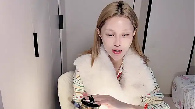 Snapshot of yuyu-33 chatting on March 4, 2026, 1:11 am yuyu-33 online show from March 4, 2026, 1:11 am