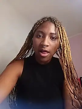 EvonyFoxxx online show from July 13, 2026, 11:18 pm