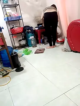 Snapshot of Elisha_22 chatting on November 1, 2025, 12:01 am Elisha 22 online show from November 1, 2025, 12:01 am