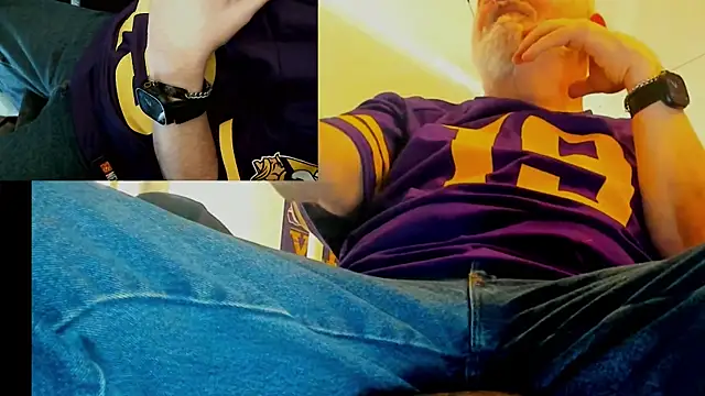 sexxme214 online show from November 5, 2025, 9:04 pm