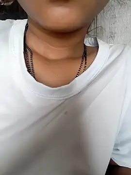 Snapshot of HOT_SANVI_25 chatting on November 1, 2025, 4:36 am HOT SANVI 25 online show from November 1, 2025, 4:36 am