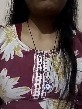 Snapshot of HOT_SANVI_25 chatting on November 2, 2025, 10:39 am HOT SANVI 25 online show from November 2, 2025, 10:39 am