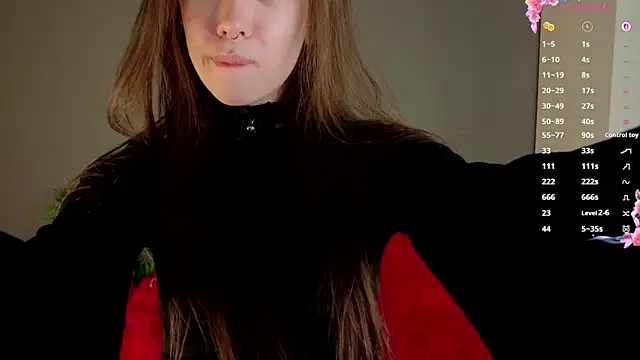 tinyanie online show from February 24, 2026, 8:18 pm