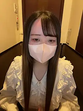 Snapshot of emiri_da_nyan chatting on December 14, 2025, 10:20 am emiri da nyan online show from December 14, 2025, 10:20 am