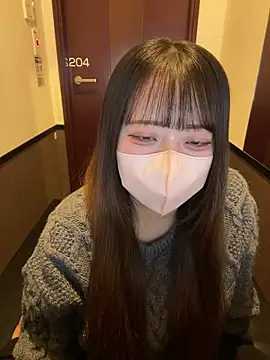 Snapshot of emiri_da_nyan chatting on January 15, 2026, 12:10 pm emiri da nyan online show from January 15, 2026, 12:10 pm