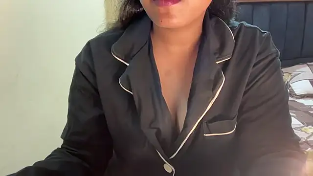 Snapshot of Shilpa_7 chatting on June 6, 2026, 5:28 pm Shilpa 7 online show from June 6, 2026, 5:28 pm