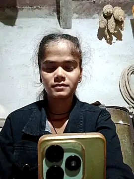 Snapshot of Hot_sutr chatting on November 1, 2025, 5:15 pm Hot sutr online show from November 1, 2025, 5:15 pm