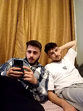 Snapshot of yasinesra757_ chatting on February 2, 2026, 2:32 am yasinesra757 online show from February 2, 2026, 2:32 am