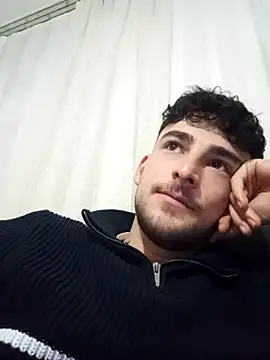 Snapshot of yasinesra757_ chatting on February 26, 2026, 8:30 pm yasinesra757 online show from February 26, 2026, 8:30 pm