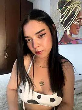 Snapshot of _eileen chatting on October 31, 2025, 10:11 pm eileen online show from October 31, 2025, 10:11 pm