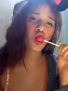 Snapshot of lola_mamadas chatting on November 6, 2025, 4:02 am lola mamadas online show from November 6, 2025, 4:02 am