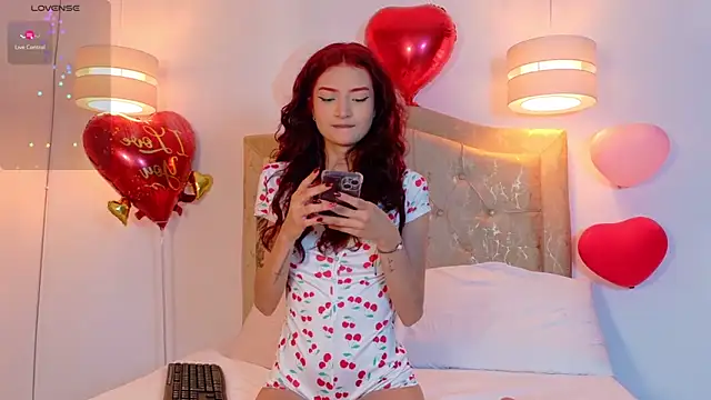 scarlettt moon online show from February 17, 2026, 8:26 pm