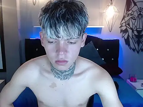 frankboyx online show from November 8, 2025, 7:23 pm