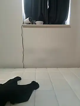 jura xxx online show from March 26, 2026, 4:40 am