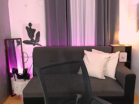 Snapshot of transSTARprincess chatting on September 19, 2025, 12:23 am transSTARprincess online show from September 19, 2025, 12:23 am