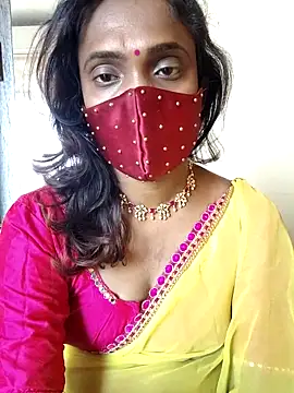 Queen-dhivya online show from March 3, 2026, 3:23 am