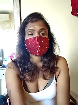 Queen-dhivya online show from March 4, 2026, 7:14 am