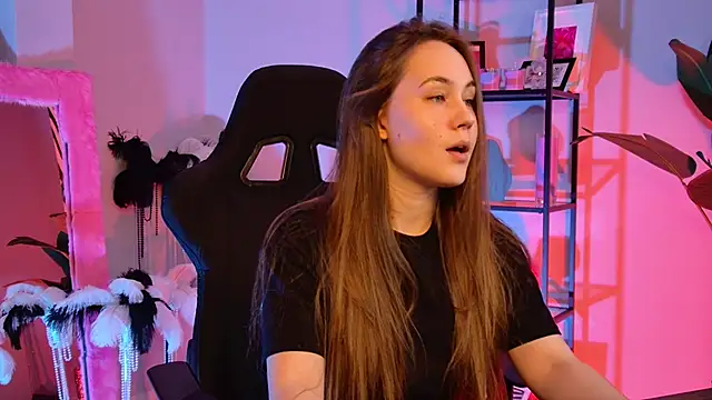 ElinVale online show from March 21, 2026, 2:53 pm