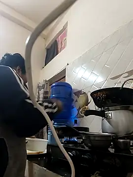 Hot-Sana2 online show from November 11, 2025, 5:40 am