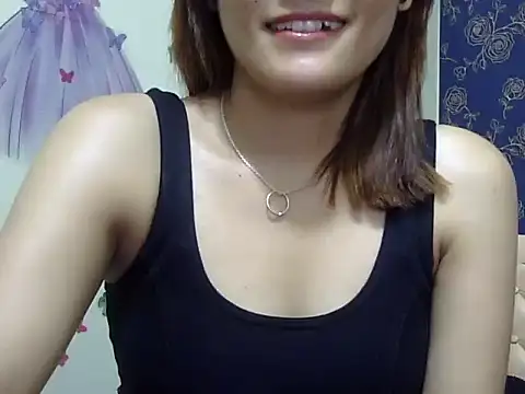 maira 33 online show from April 3, 2026, 7:50 am