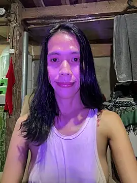 bellaUtops online show from April 6, 2026, 8:10 pm