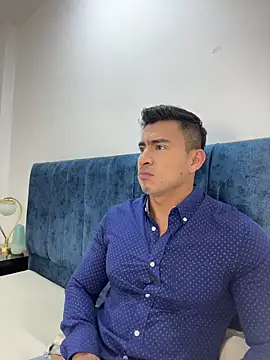 Chris Clarck online show from November 5, 2025, 7:25 pm