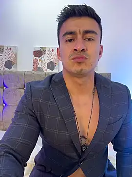 Chris Clarck online show from April 13, 2026, 7:08 pm