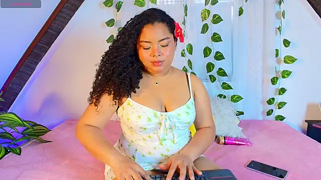 alanaa gomezz online show from June 1, 2026, 6:53 pm