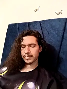 Snapshot of OnixAgata0 chatting on April 12, 2026, 8:47 pm OnixAgata0 online show from April 12, 2026, 8:47 pm