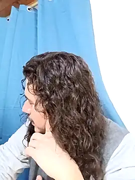 Snapshot of OnixAgata0 chatting on April 15, 2026, 1:56 am OnixAgata0 online show from April 15, 2026, 1:56 am