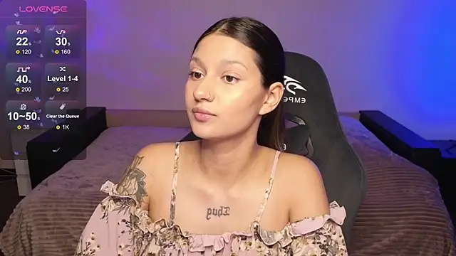 Snapshot of Nikol_Goldysss chatting on November 6, 2025, 2:34 am Nikol Goldysss online show from November 6, 2025, 2:34 am