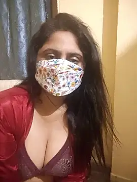 mouni499 online show from November 5, 2025, 4:29 pm