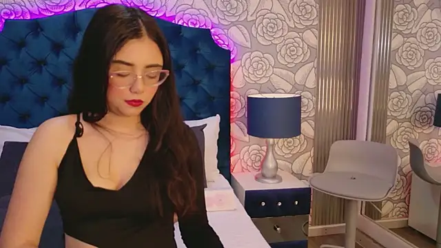 Snapshot of ScarlettPetrova chatting on March 22, 2026, 11:46 am ScarlettPetrova online show from March 22, 2026, 11:46 am