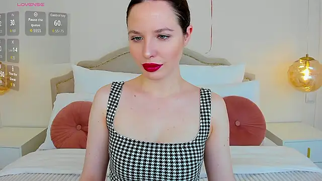 Snapshot of MonaRicci chatting on February 26, 2026, 1:21 pm MonaRicci online show from February 26, 2026, 1:21 pm