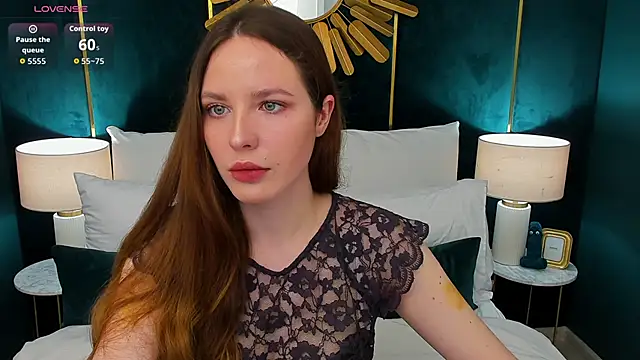 Snapshot of MonaRicci chatting on April 3, 2026, 12:14 pm MonaRicci online show from April 3, 2026, 12:14 pm