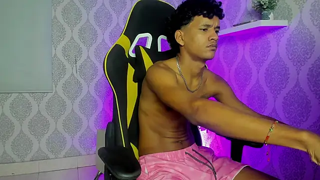 Boy savoy online show from February 20, 2026, 7:21 am