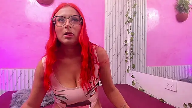 Mia Tailor Bms online show from November 22, 2025, 11:31 am