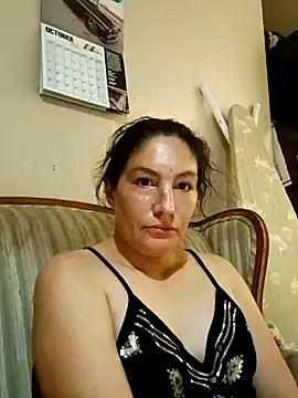 Angelbabyblows online show from November 2, 2025, 8:39 am