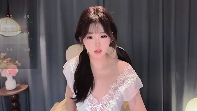 Yaiyigirl online show from April 3, 2026, 3:54 pm