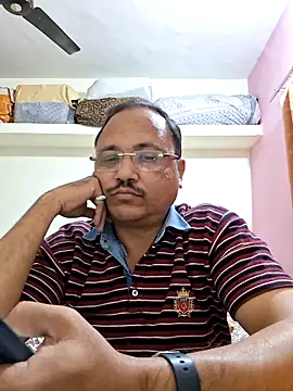 Snapshot of suraj696 chatting on November 17, 2025, 4:24 pm suraj696 online show from November 17, 2025, 4:24 pm