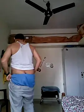 Snapshot of suraj696 chatting on November 22, 2025, 11:31 am suraj696 online show from November 22, 2025, 11:31 am