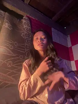 Li ve online show from February 26, 2026, 1:04 am