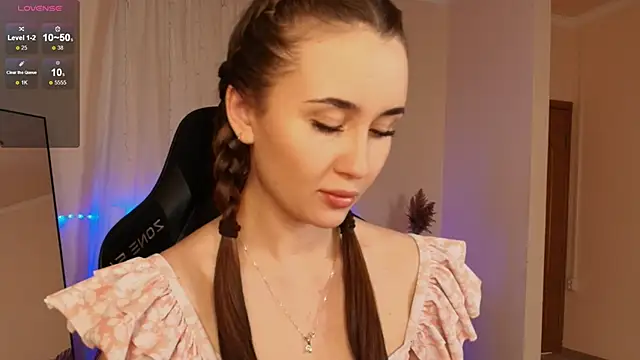  Melissa Evans  online show from November 28, 2025, 5:21 am