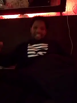 Snapshot of Angel23cm1 chatting on February 7, 2026, 10:35 pm Angel23cm1 online show from February 7, 2026, 10:35 pm