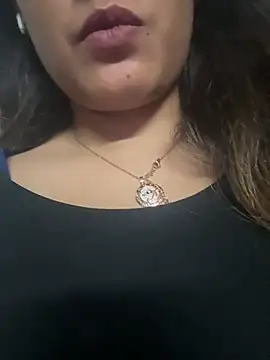 Angel-pune001 online show from December 1, 2025, 1:05 pm