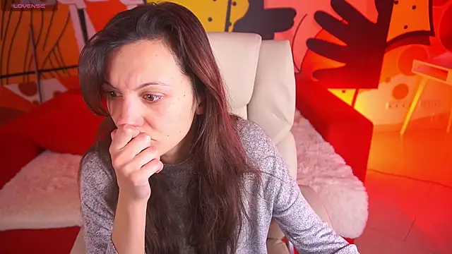 ZafiraMoonn online show from January 14, 2026, 6:41 am