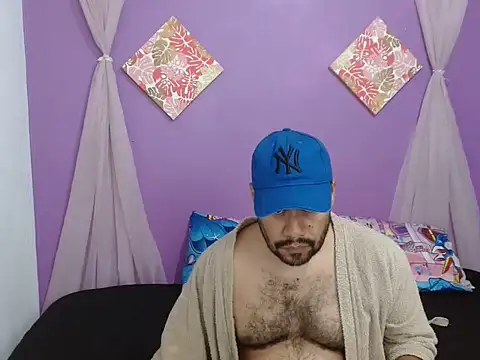 Snapshot of Ramses_36 chatting on December 15, 2025, 12:53 pm Ramses 36 online show from December 15, 2025, 12:53 pm