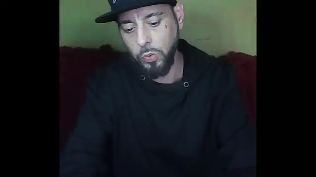 DonJuanDeBomboni online show from November 6, 2025, 2:56 am