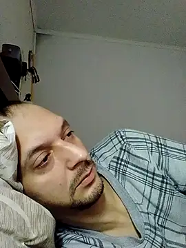 Yraaaar online show from December 1, 2025, 5:01 am