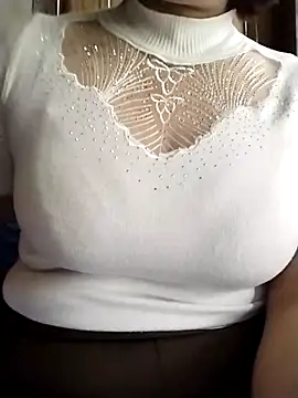 Snapshot of BeyeuCii99 chatting on November 23, 2025, 6:02 am BeyeuCii99 online show from November 23, 2025, 6:02 am